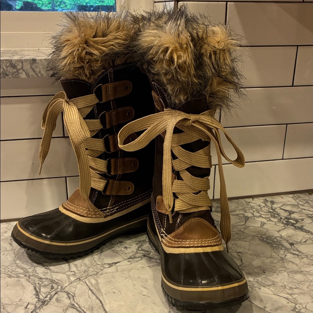 SOREL Joan of Arc Brown suede Faux-Fur waterproof lined snow Winter Boots 10